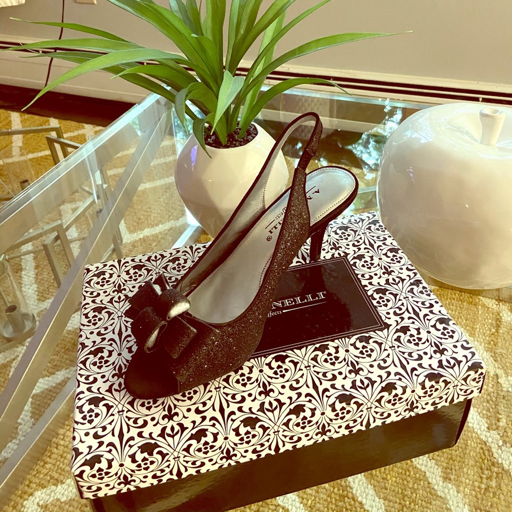 Dressy shoes